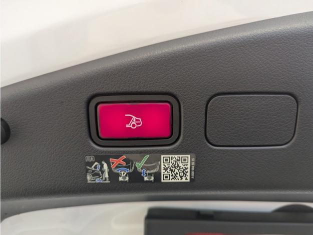 MERCEDES-BENZ CLE Cabriolet CLE 220 d AMG Line Cabriolet  