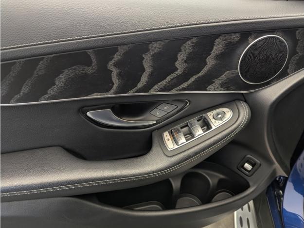 MERCEDES-BENZ GLC SUV GLC 220 d 4MATIC SUV Avantgarde Line Launch Edition  