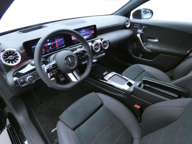 MERCEDES-BENZ Classe A 200 d AMG Line  Classe A 200 d AMG Line