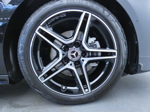 MERCEDES-BENZ Classe A 200 d AMG Line  Classe A 200 d AMG Line