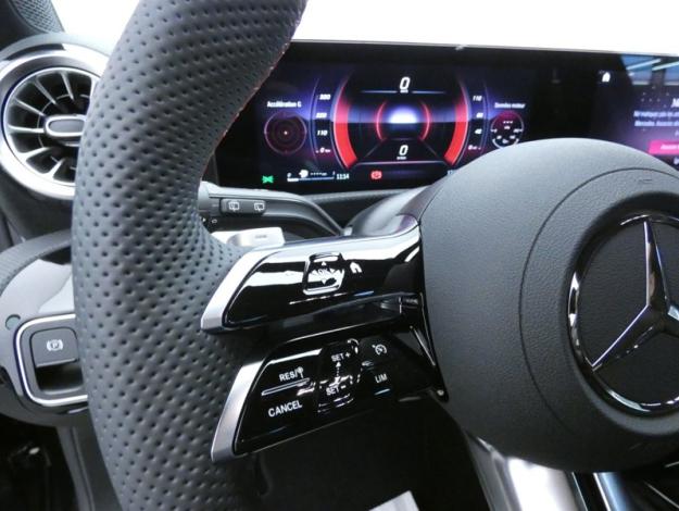 MERCEDES-BENZ Classe A 200 d AMG Line  Classe A 200 d AMG Line