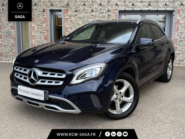 MERCEDES-BENZ GLA 200 Sensation  