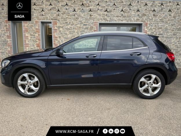 MERCEDES-BENZ GLA 200 Sensation  