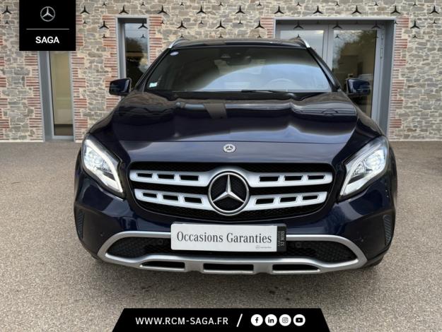 MERCEDES-BENZ GLA 200 Sensation  