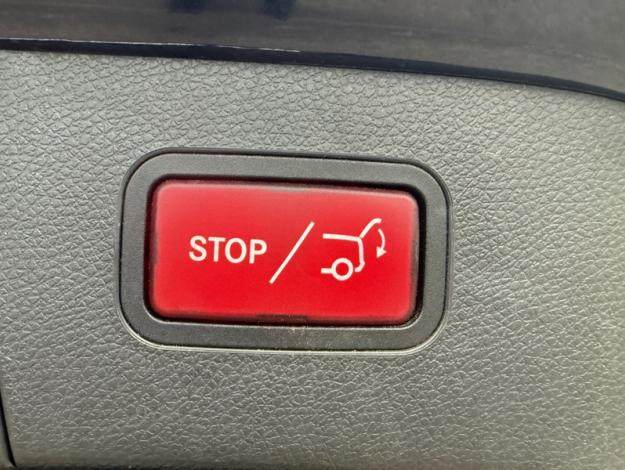 MERCEDES-BENZ GLA 200 Sensation  