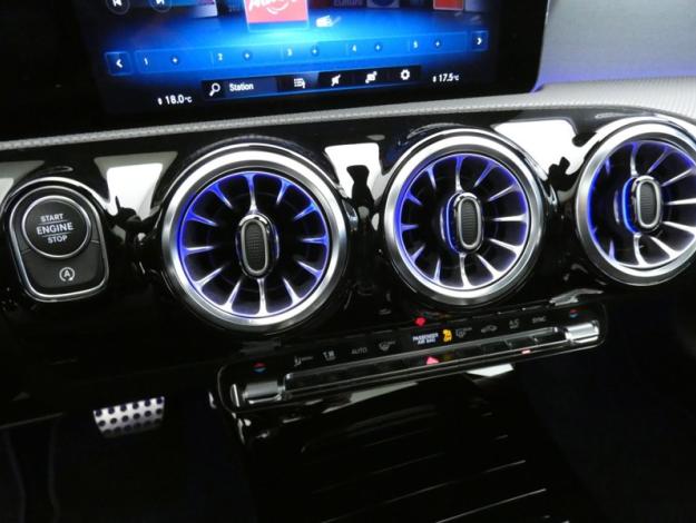 MERCEDES-BENZ CLA Coupé CLA 220 d Coupé AMG Line  