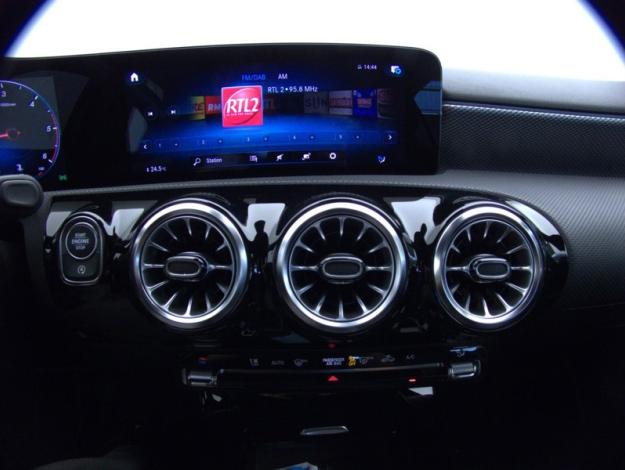 MERCEDES-BENZ Classe A 200 d Progressive Line  