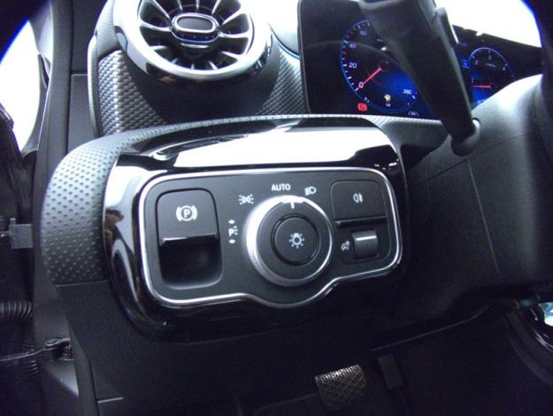 MERCEDES-BENZ Classe A 200 d Progressive Line  