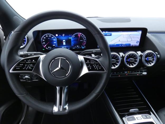 MERCEDES-BENZ GLA 250 e Hybrid EQ Progressive Line  