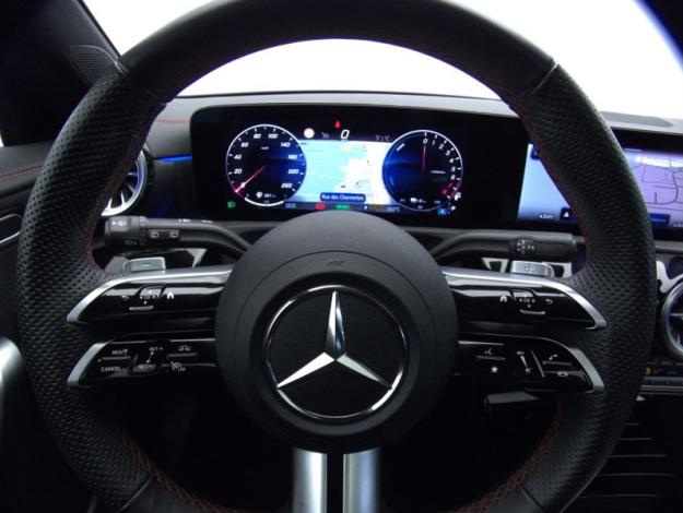 MERCEDES-BENZ CLA Shooting Brake CLA 250 e Hybrid EQ Shooting Brake AMG Line  