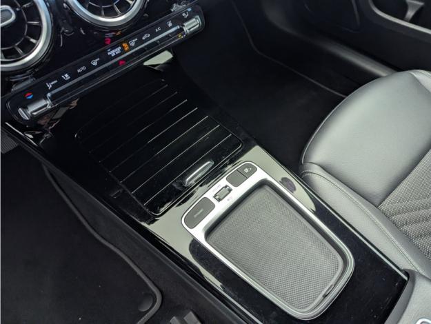 MERCEDES-BENZ Classe A 250 e Berline Business Line Classe A 250 e Hybrid EQ Berline Business Line  Classe A 250 e Berline Business Line