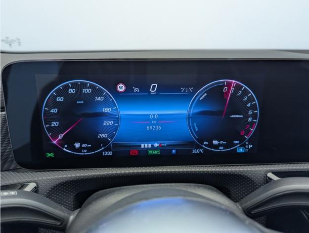 MERCEDES-BENZ Classe A 250 e Berline Business Line Classe A 250 e Hybrid EQ Berline Business Line  Classe A 250 e Berline Business Line