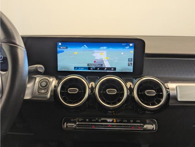 MERCEDES-BENZ GLB 200 d Progressive Line  