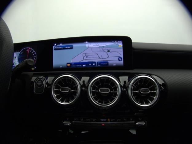 MERCEDES-BENZ Classe A 250 e Hybrid EQ AMG Line  