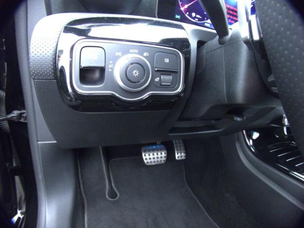 MERCEDES-BENZ Classe A 250 e Hybrid EQ AMG Line  