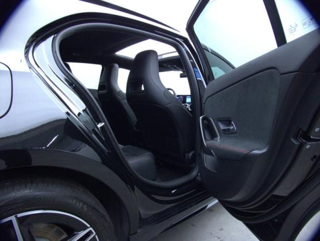 MERCEDES-BENZ Classe A 250 e Hybrid EQ AMG Line  