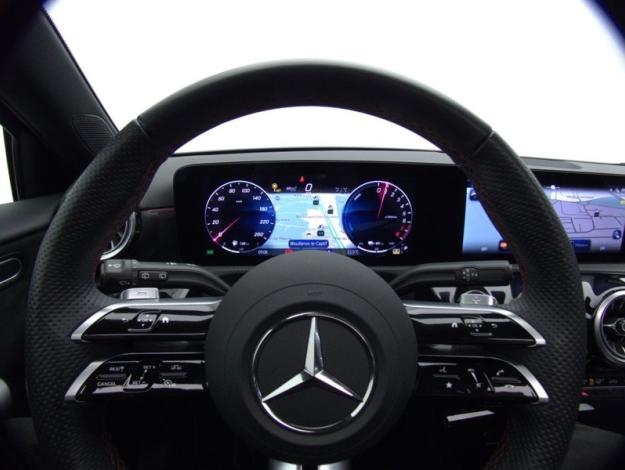 MERCEDES-BENZ Classe A 250 e Hybrid EQ AMG Line  