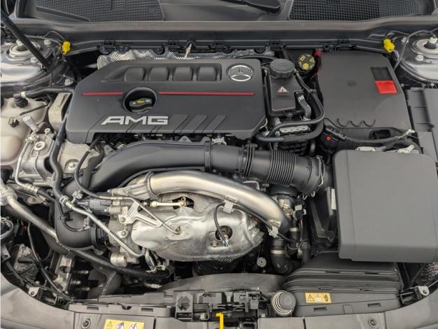 MERCEDES-BENZ Classe A Mercedes-AMG A 35 4MATIC Berline  