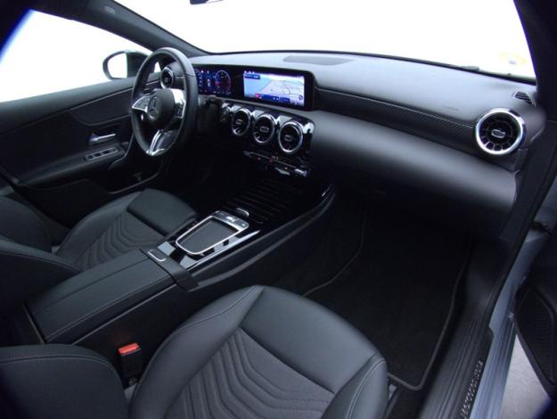 MERCEDES-BENZ Classe A 180 d Progressive Line  