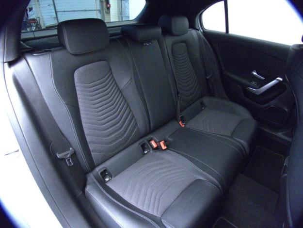 MERCEDES-BENZ Classe A 180 d Progressive Line  