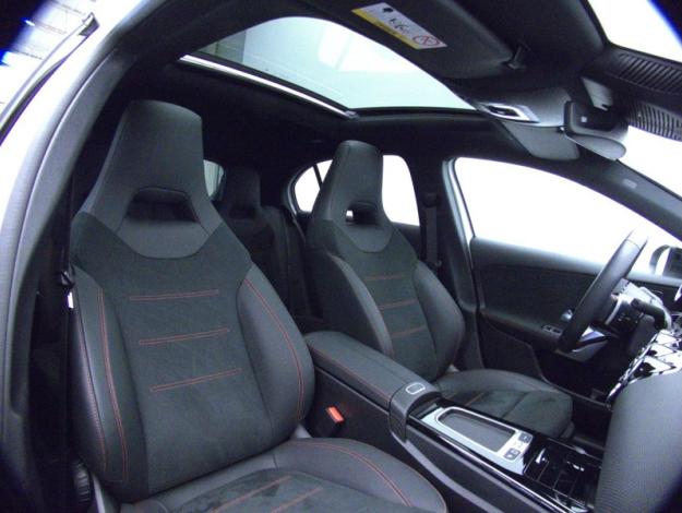 MERCEDES-BENZ Classe A 200 d AMG Line  