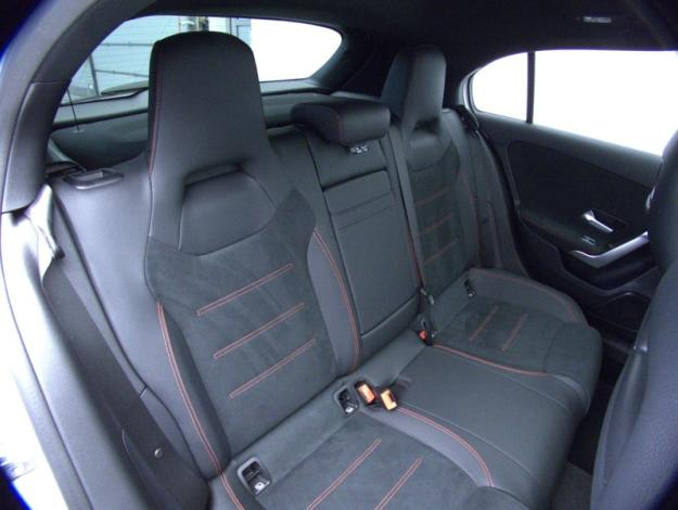 MERCEDES-BENZ Classe A 200 d AMG Line  