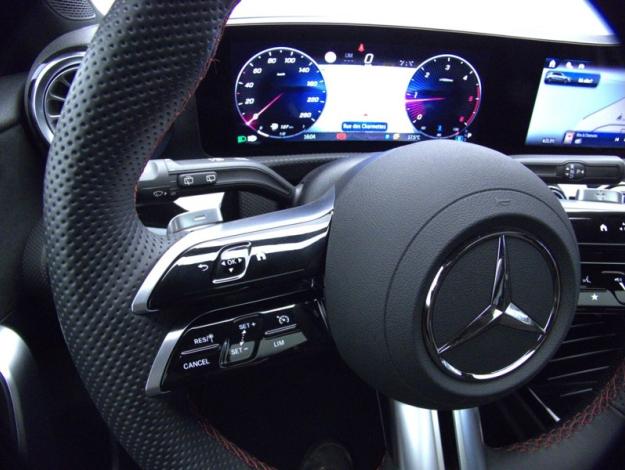 MERCEDES-BENZ Classe A 200 d AMG Line  