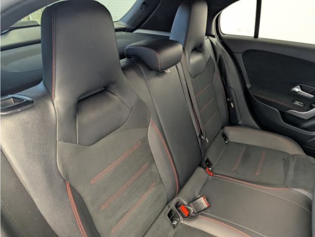 MERCEDES-BENZ Classe A 180 d AMG Line  Classe A 180 d AMG Line