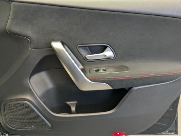 MERCEDES-BENZ Classe A 180 d AMG Line  Classe A 180 d AMG Line