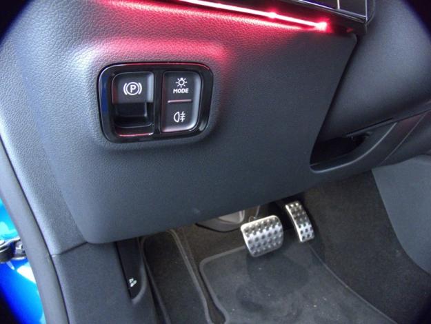 MERCEDES-BENZ CLA Coupé CLA 200 AMG Line  CLA 200 AMG Line