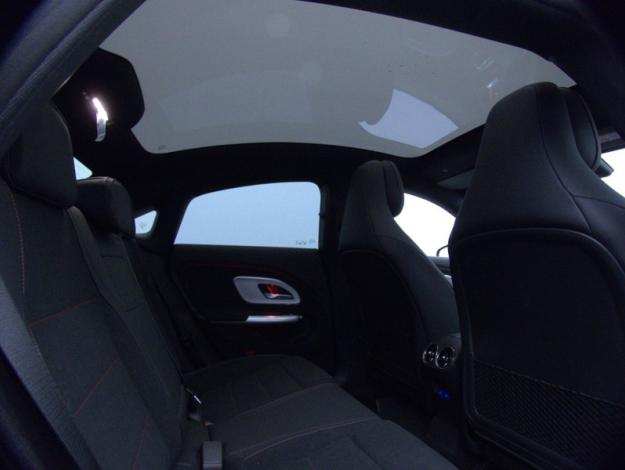 MERCEDES-BENZ CLA Coupé CLA 200 AMG Line  CLA 200 AMG Line