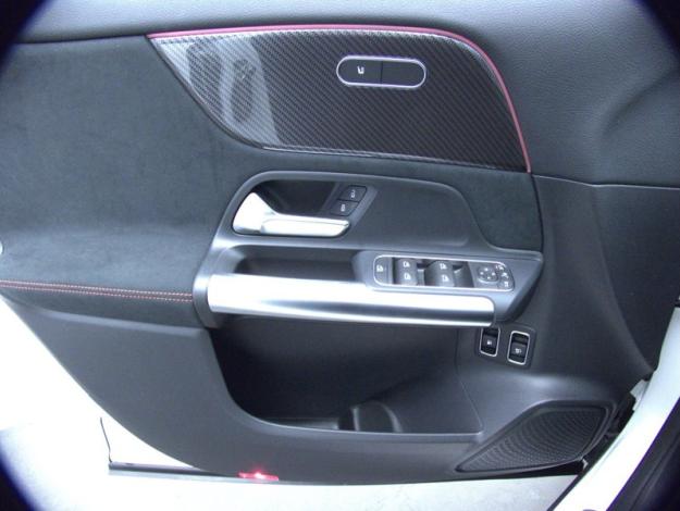 MERCEDES-BENZ GLA 250 e Hybrid EQ AMG Line  GLA 250 e Hybrid EQ AMG Line