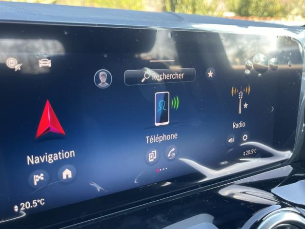 MERCEDES-BENZ GLA 200 d AMG Line  GLA 200 d AMG Line