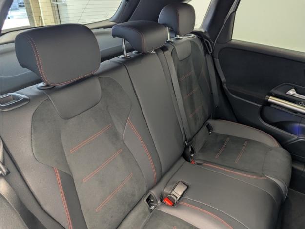 MERCEDES-BENZ Classe B 200 d AMG Line  