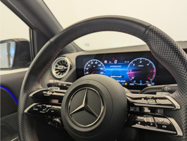 MERCEDES-BENZ Classe B 200 d AMG Line  