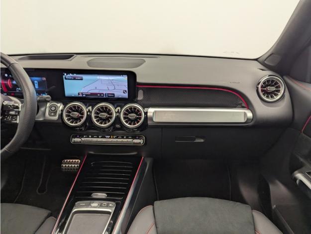 MERCEDES-BENZ GLB 200 d AMG Line  