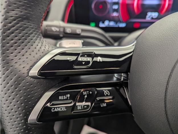 MERCEDES-BENZ GLB 200 d AMG Line  