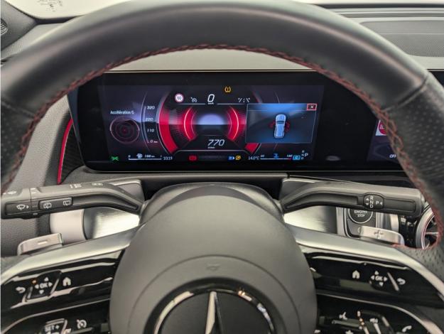 MERCEDES-BENZ GLB 200 d AMG Line  