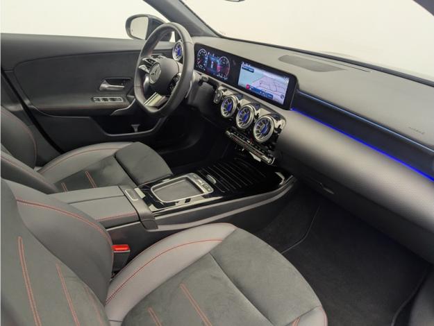 MERCEDES-BENZ Classe A 200 d AMG Line  