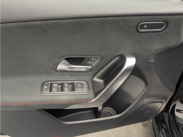 MERCEDES-BENZ Classe A 200 d AMG Line  