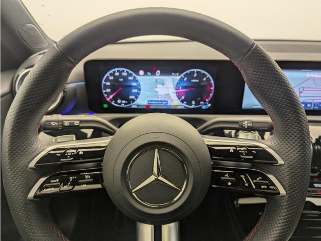 MERCEDES-BENZ Classe A 200 d AMG Line  