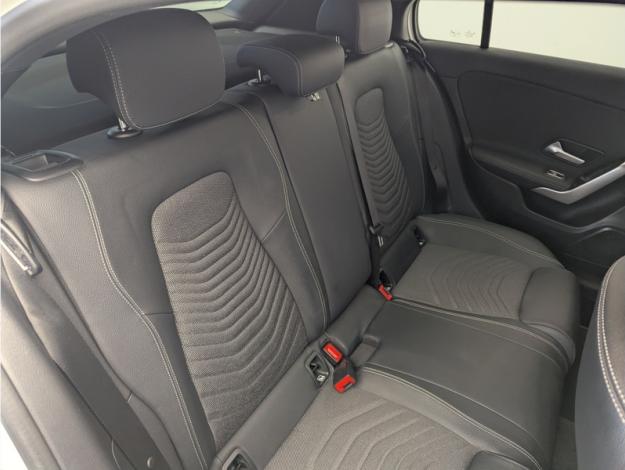 MERCEDES-BENZ Classe A 180 d Progressive Line  