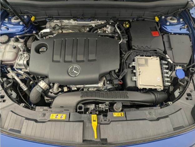 MERCEDES-BENZ GLB 200 d AMG Line  GLB 200 d AMG Line