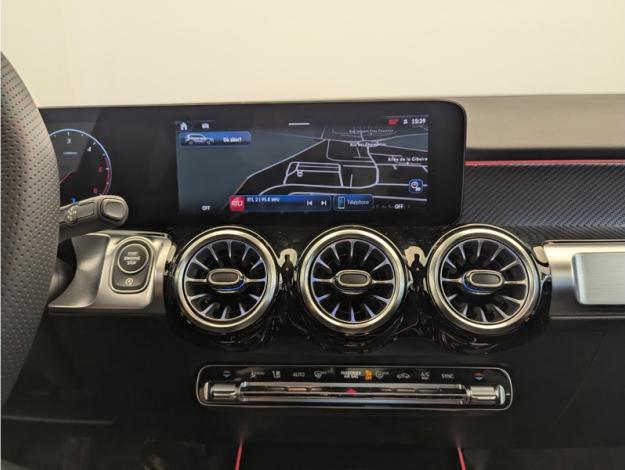 MERCEDES-BENZ GLB 200 d AMG Line  GLB 200 d AMG Line