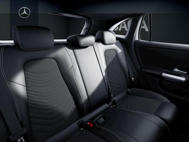 MERCEDES-BENZ GLA 250 e Hybrid EQ Progressive Line  GLA 250 e Hybrid EQ Progressive Line