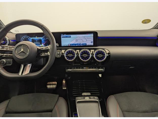 MERCEDES-BENZ Classe A 180 d AMG Line  