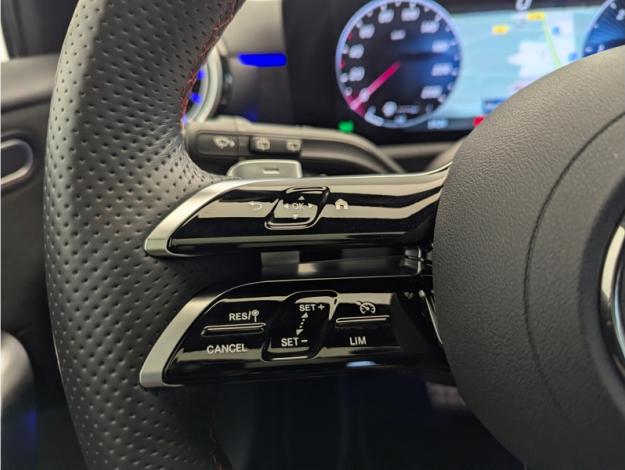 MERCEDES-BENZ Classe A 180 d AMG Line  