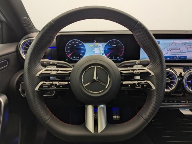 MERCEDES-BENZ Classe A 180 d AMG Line  