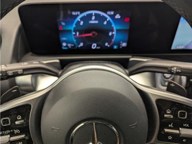 MERCEDES-BENZ GLB 200 d Progressive Line  GLB 200 d Progressive Line