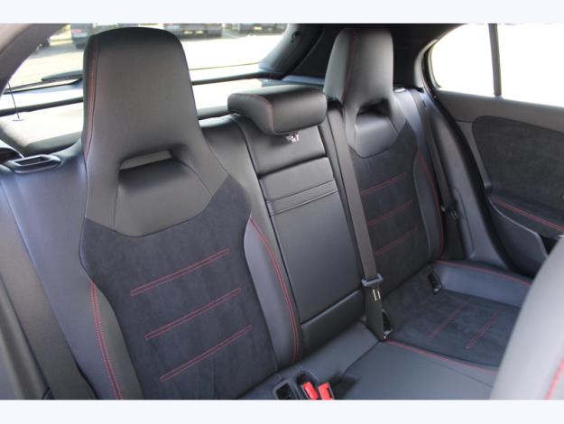 MERCEDES-BENZ Classe A 200 d AMG Line  